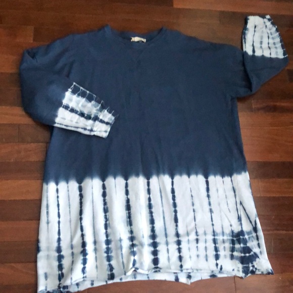 Altar’d State women’s tunic - Picture 1 of 4